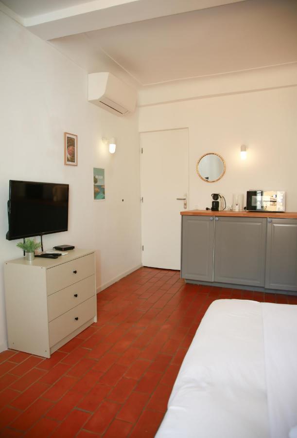 L'Hacienda Lägenhet Antibes Exteriör bild